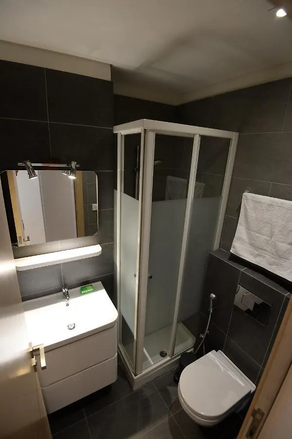 Апарт-отель Nest 1 Hotel Бейрут